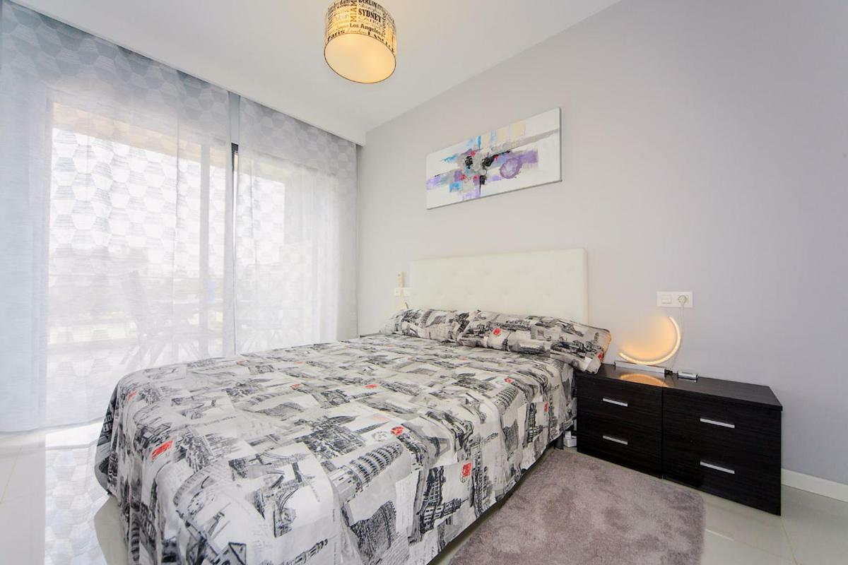 Appartement Penthouse 2 Bedrooms In Mil Palmeras *