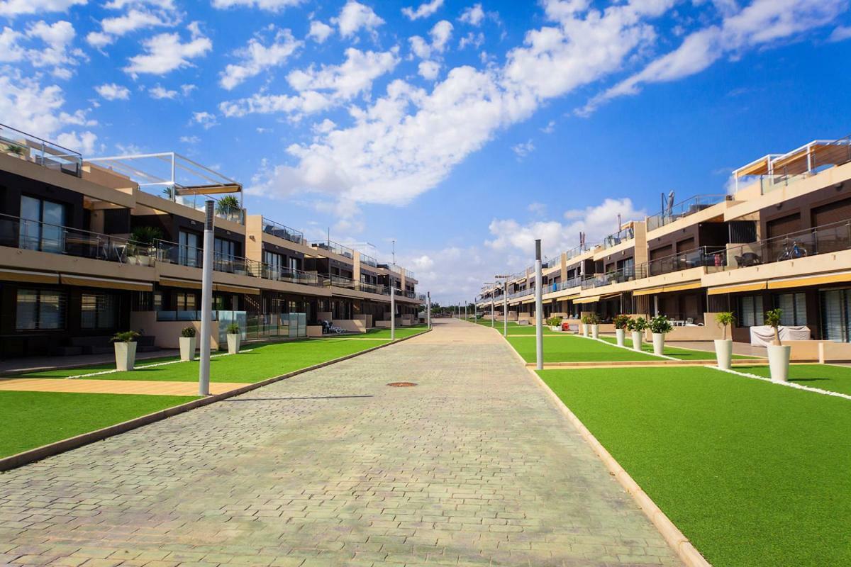 Penthouse 2 Bedrooms In Mil Palmeras Pilar de la Horadada